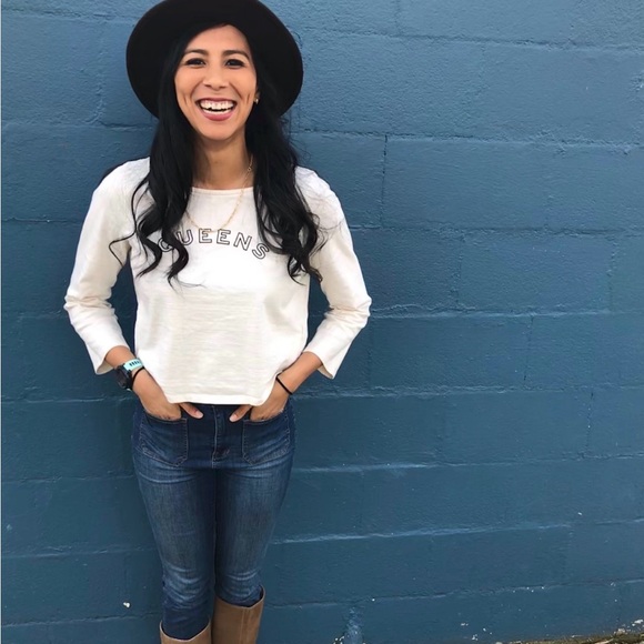 Meet your Posher, Joy - Picture 4 of 5